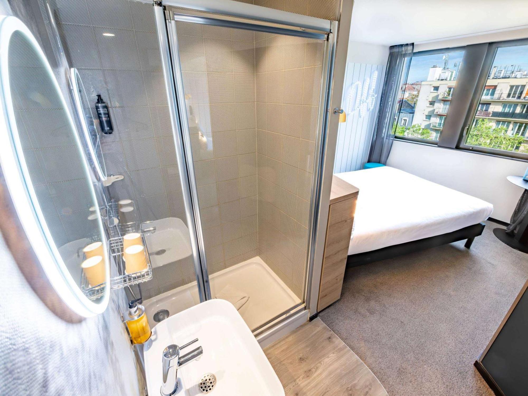 Hotel Ibis Styles Paris 16